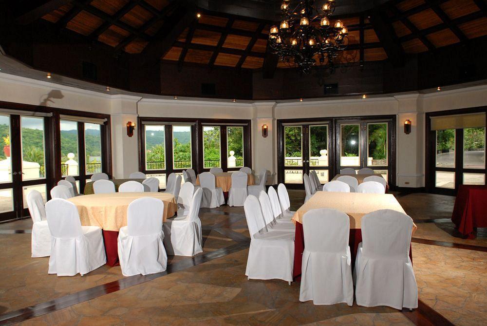 Готель Club Punta Fuego Насугбу Екстер'єр фото
