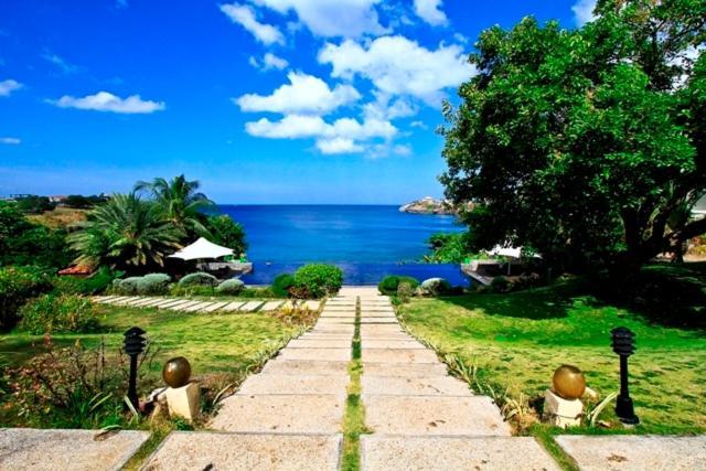 Готель Club Punta Fuego Насугбу Екстер'єр фото