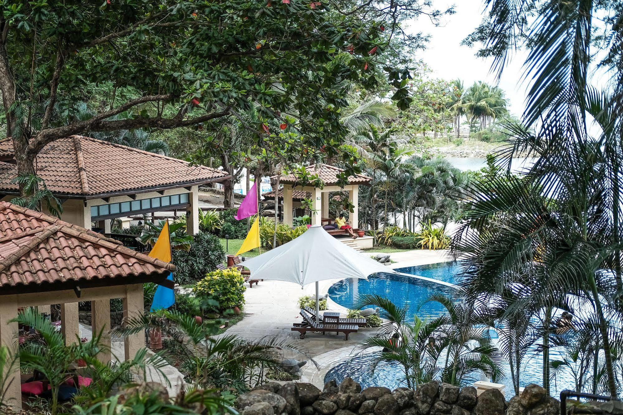 Готель Club Punta Fuego Насугбу Екстер'єр фото